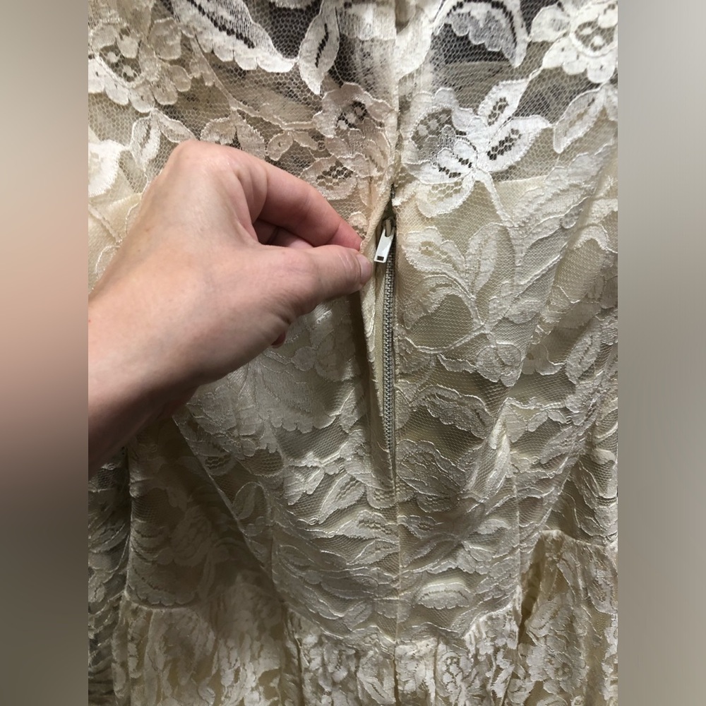 Saks Fifth Avenue Vintage 1950s Lace Wedding Dress Gown Sz M RARE FIND - Picture 9 of 16